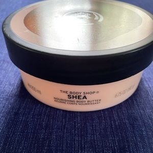 The Body Shop Nourishing Shea Body Butter